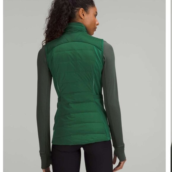 Lululemon Down for It All Vest Everglade Green Size 4 - Picture 3 of 7